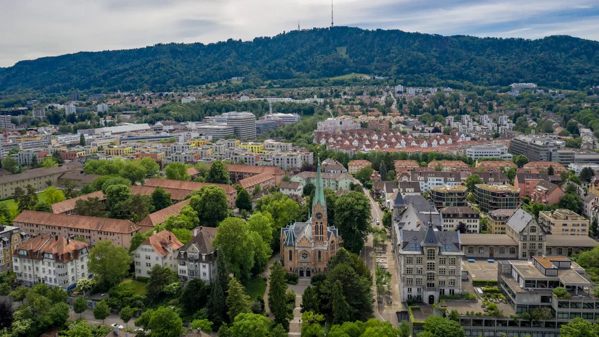 Quelles communes de Suisse romande vont performer sur le marché immobilier selon Leedy